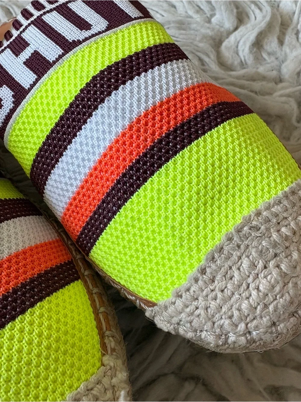 Schutz Logo Knit Multicolor Striped Flat Side Espadrille Sandals Size 38